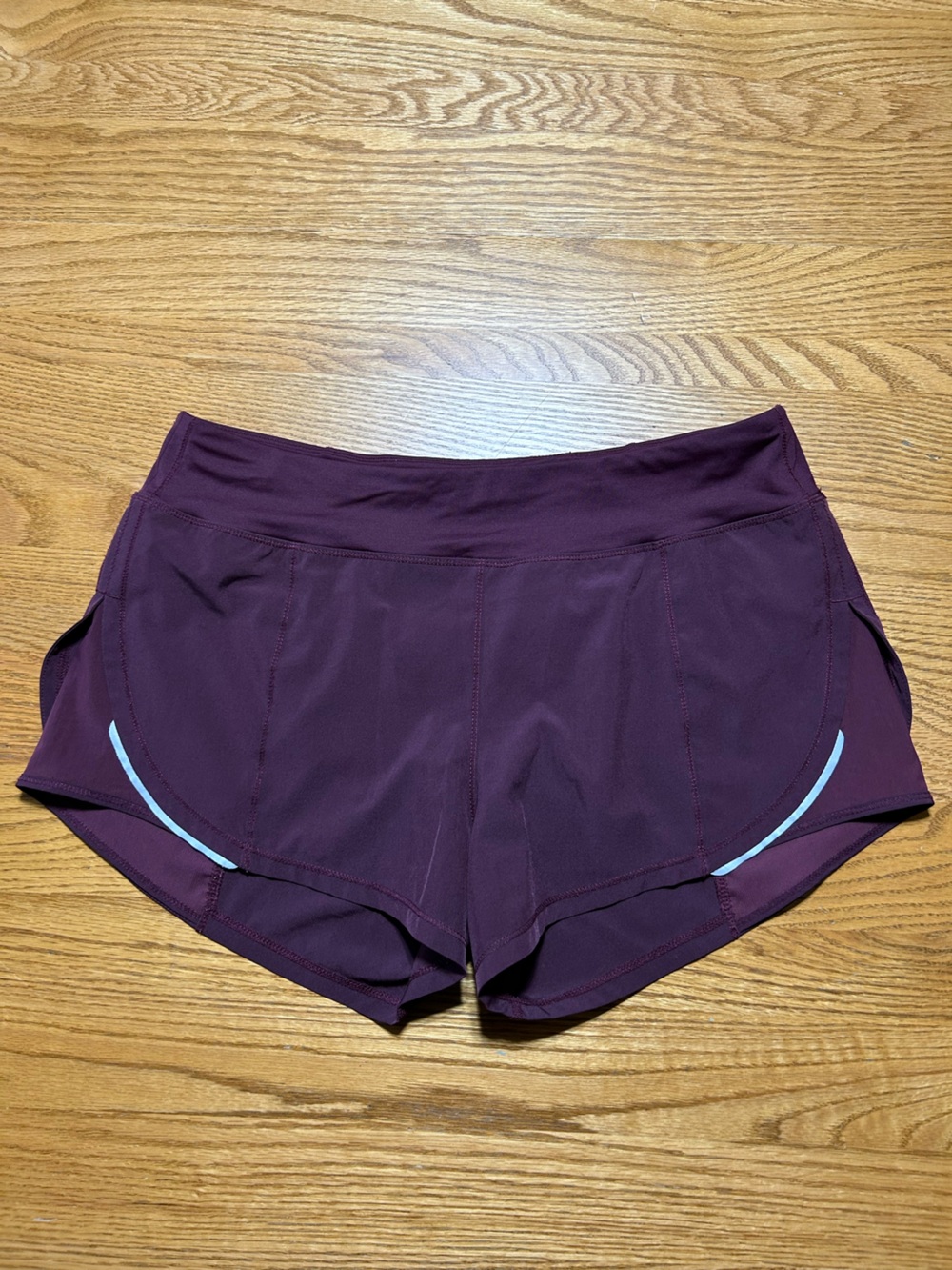 Women’s Zyia Performance Shorts Burgundy Size Medium